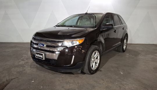 Ford • Edge