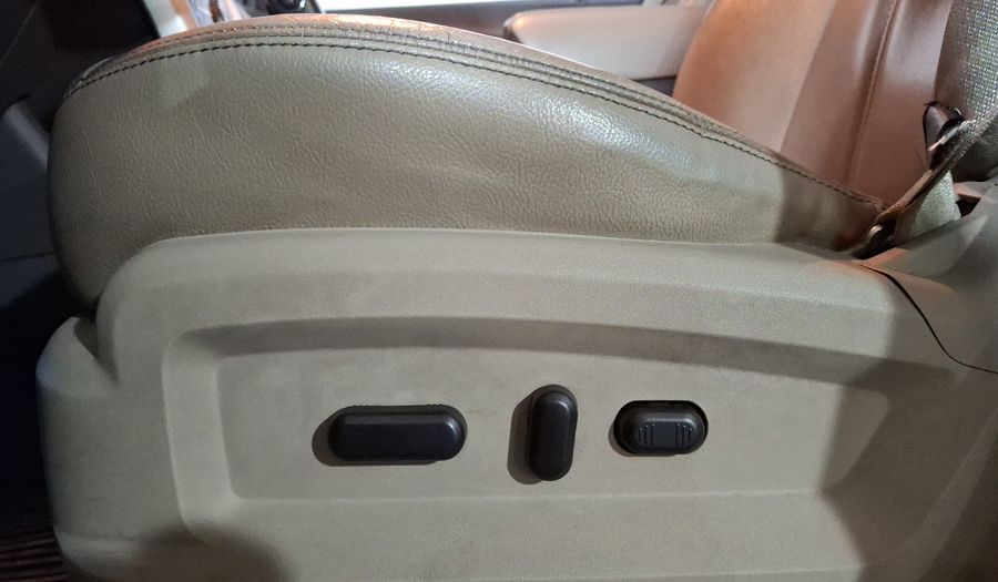 Ford Edge 3.5 LIMITED V6 PIEL SUNROOF AT Suv 2013