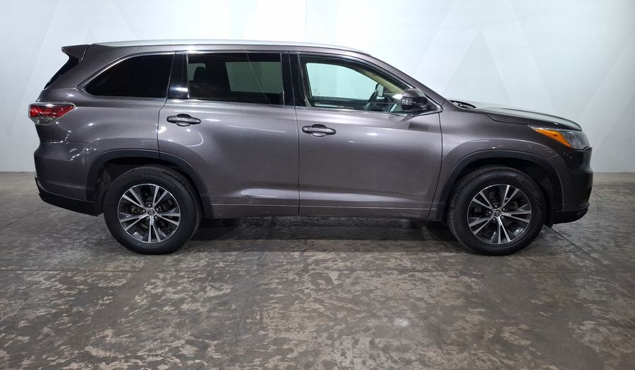 Toyota Highlander 3.5 XLE Suv 2016