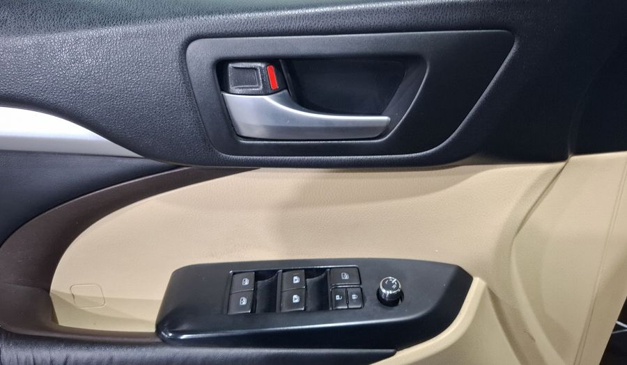 Toyota Highlander 3.5 XLE Suv 2016