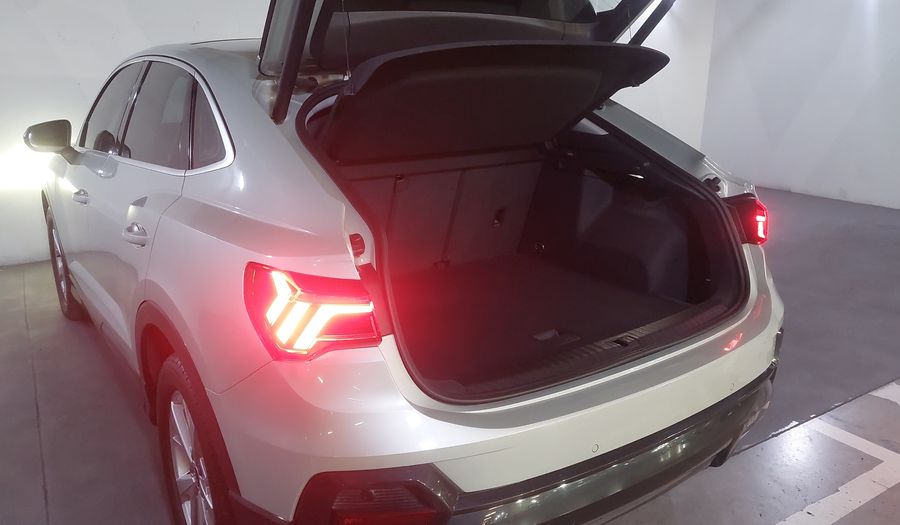 Audi Q3 Sportback 1.4 SB 35 TFSI SELECT DCT Suv 2023