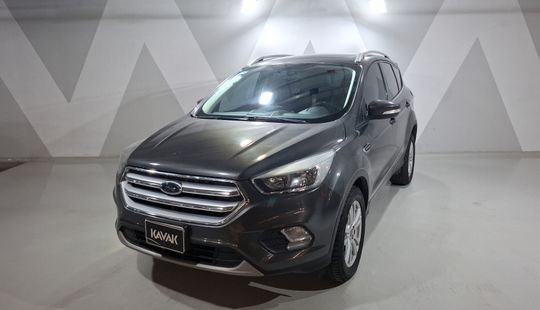 Ford • Escape