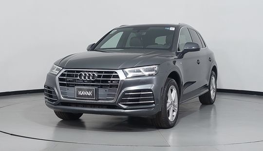 Audi • Q5