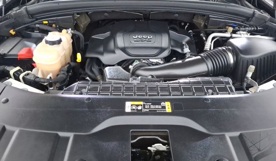 Jeep Grand Cherokee 5.7 L SUMMIT RESERVE AUTO 4WD Suv 2023