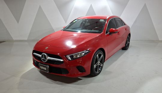 Mercedes Benz • Clase A