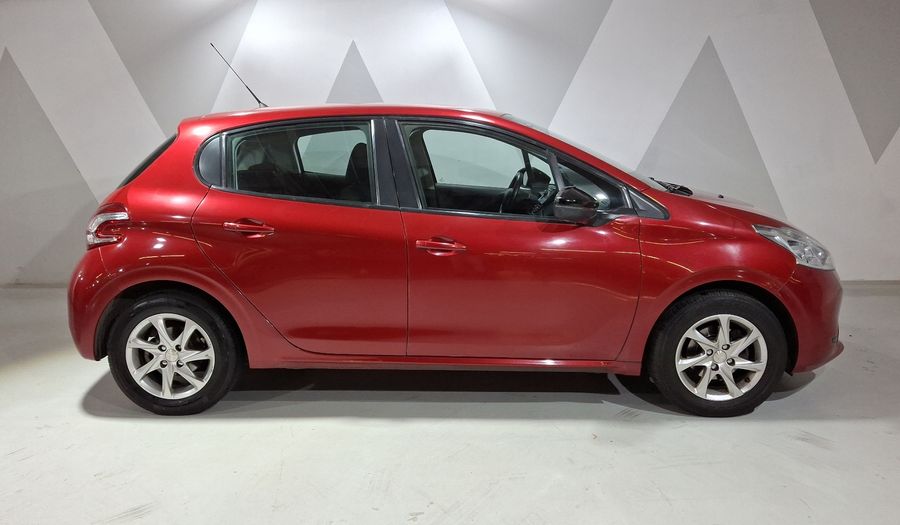 Peugeot 208 1.6 ACTIVE MT Hatchback 2014