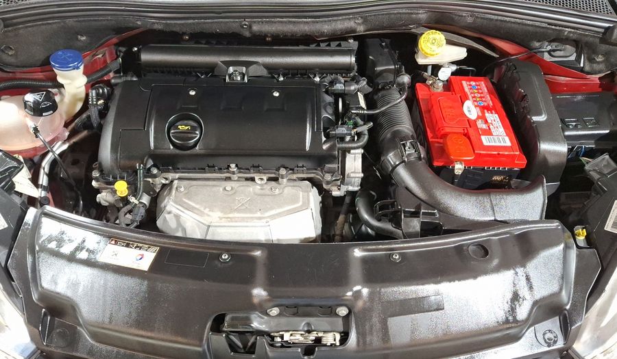 Peugeot 208 1.6 ACTIVE MT Hatchback 2014