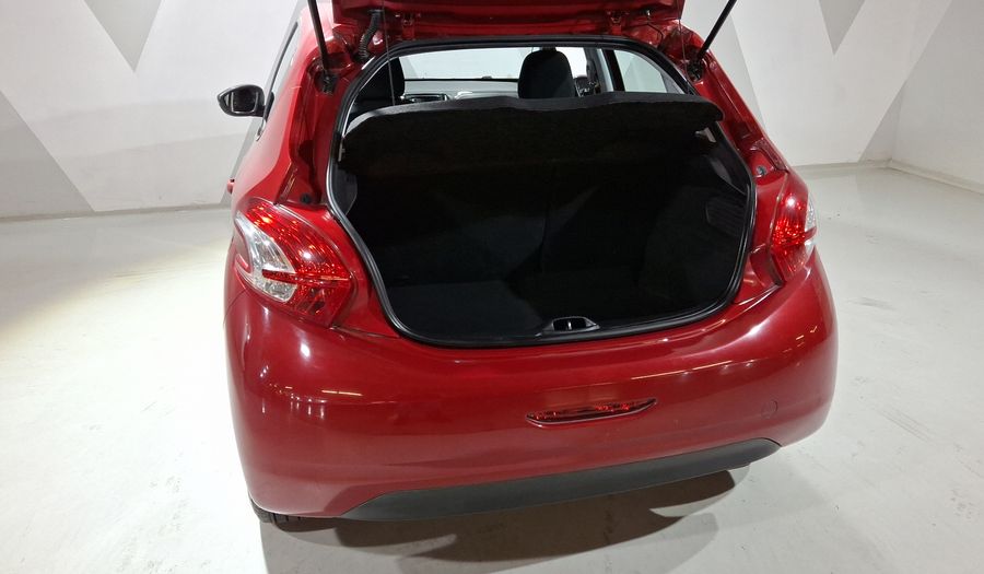 Peugeot 208 1.6 ACTIVE MT Hatchback 2014