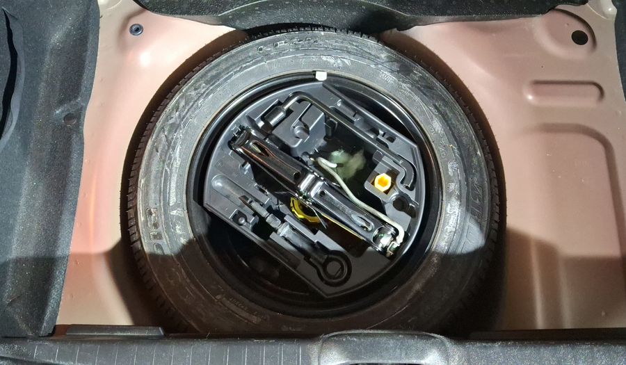 Peugeot 208 1.6 ACTIVE MT Hatchback 2014