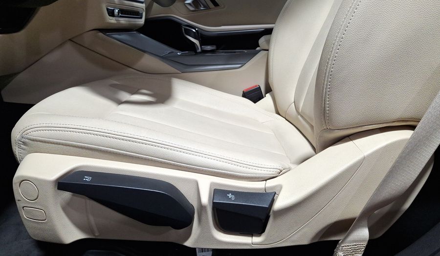 Bmw Serie 3 2.0 320I AUTO Sedan 2021