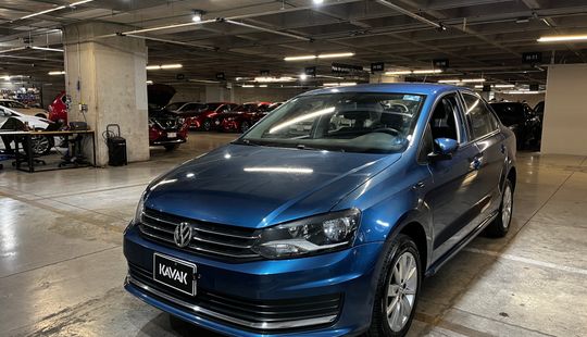 Volkswagen • Vento