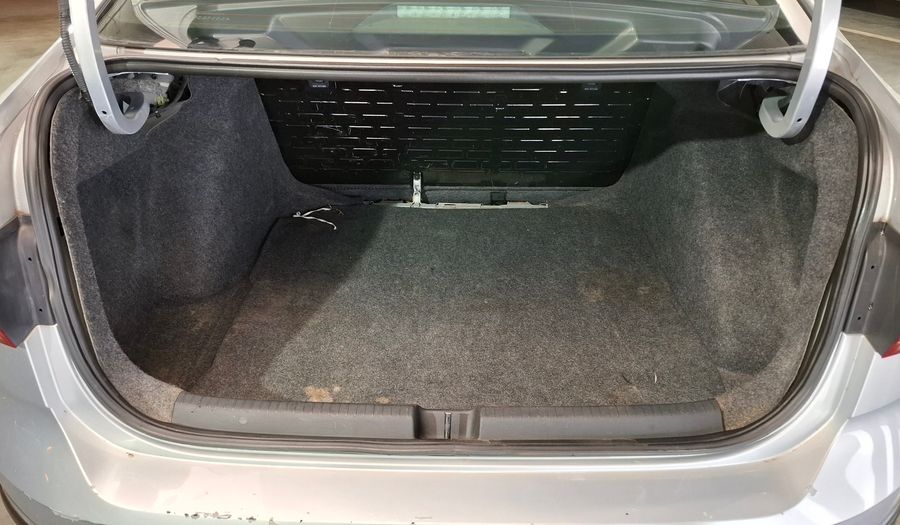 Volkswagen Virtus 1.6 MSI TRENDLINE AUTO Sedan 2018