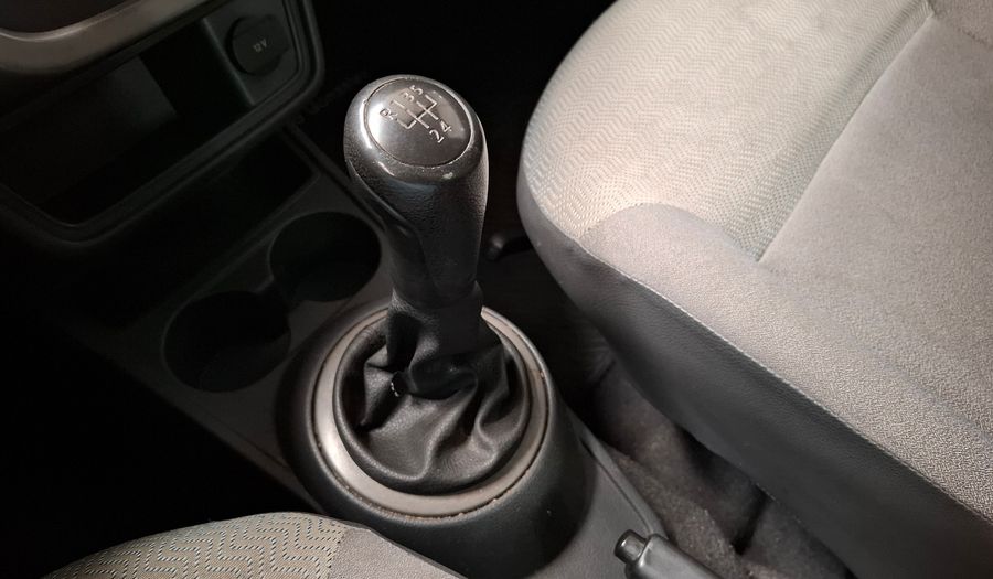 Volkswagen Voyage 1.6 COMFORTLINE PLUS MT Sedan 2010