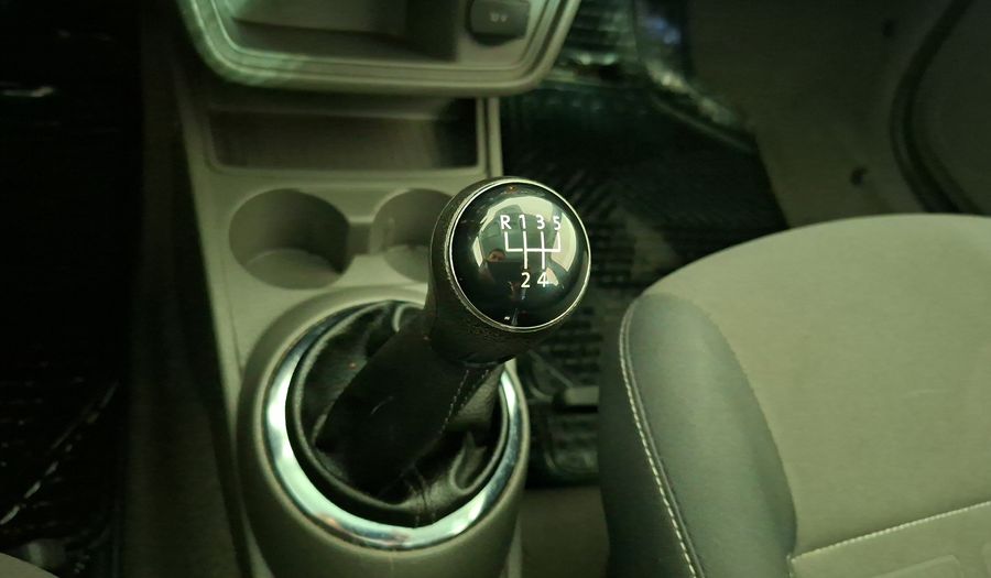 Volkswagen Gol 1.6 TRENDLINE Hatchback 2016