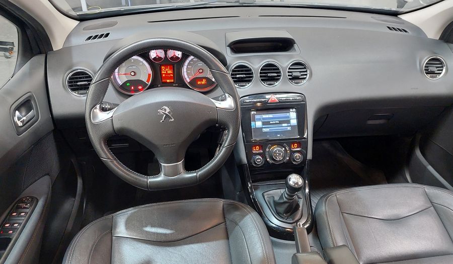 Peugeot 308 1.6 HDI FELINE Hatchback 2016