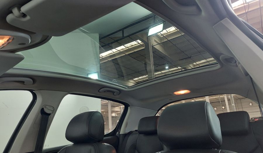 Peugeot 308 1.6 HDI FELINE Hatchback 2016