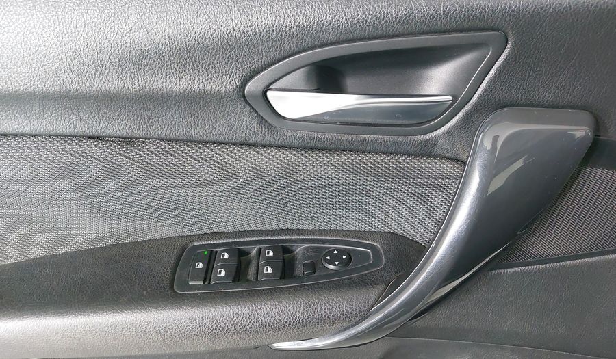 Bmw Serie 1 2.0 120IA URBAN LINE Hatchback 2017