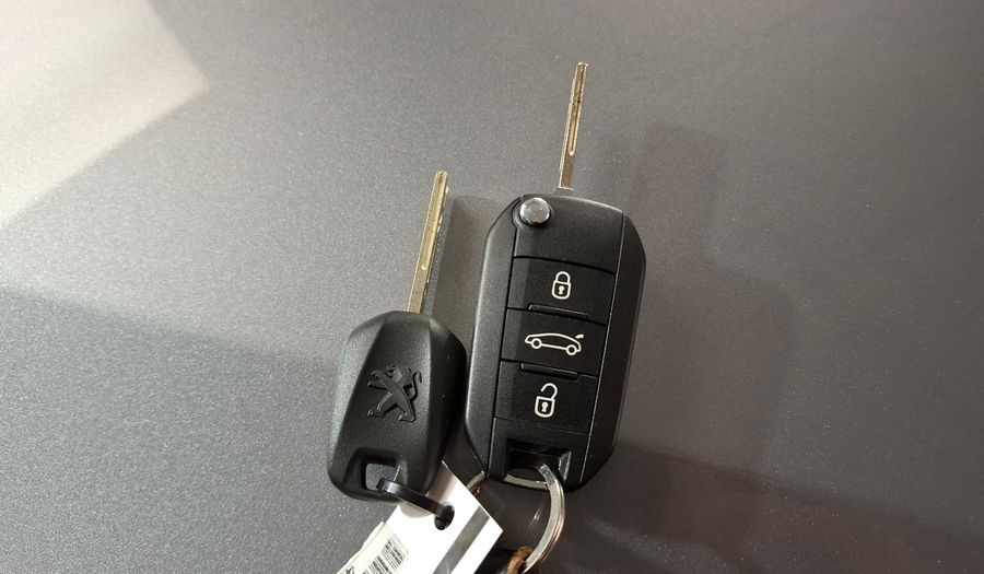 Peugeot 208 1.6L ACTIVE PACK Hatchback 2024