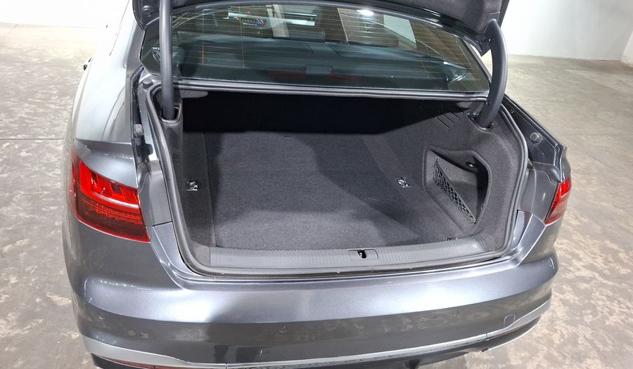 Audi A4 2.0 MHEV 45 TFSI S LINE DCT 4WD Sedan 2021