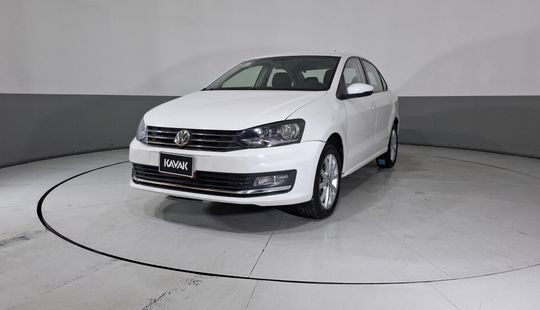 Volkswagen • Vento