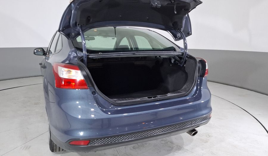 Ford Focus 2.0 AMBIENTE MT Sedan 2014