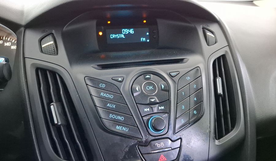 Ford Focus 2.0 AMBIENTE MT Sedan 2014