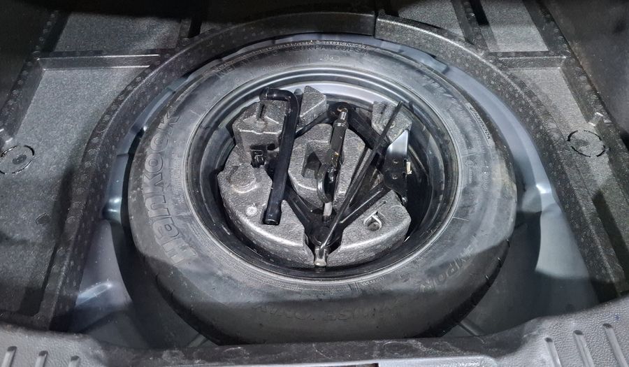 Ford Focus 2.0 AMBIENTE MT Sedan 2014