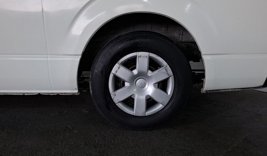 Toyota Hiace 2.7 PANEL SUPERLARGA Van 2019