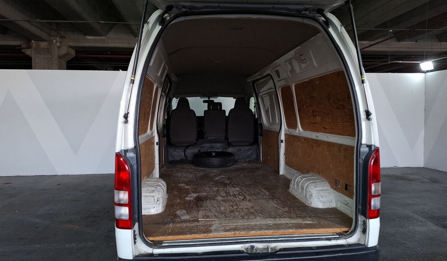 Toyota Hiace 2.7 PANEL SUPERLARGA Van 2019