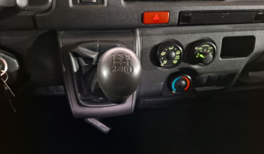 Toyota Hiace 2.7 PANEL SUPERLARGA Van 2019