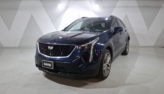 Cadillac • XT4