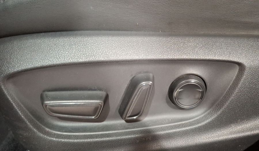 Toyota Prius 1.8 HEV PREMIUM BITONO AUTO Hatchback 2022