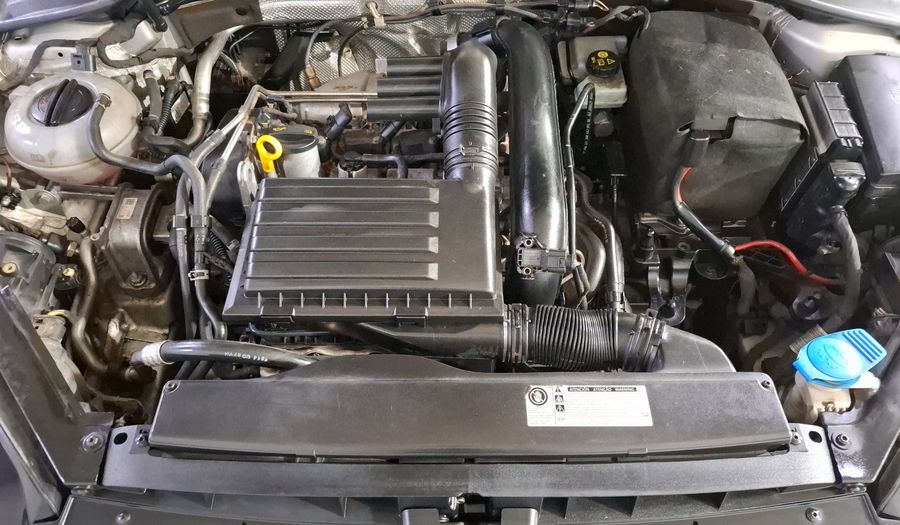 Volkswagen Golf 1.4 TSI COMFORTLINE DSG Hatchback 2015