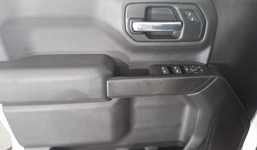 Chevrolet Silverado 1500 4.3 SILVERADO CREW CAB WT F AT 4WD Pickup 2019