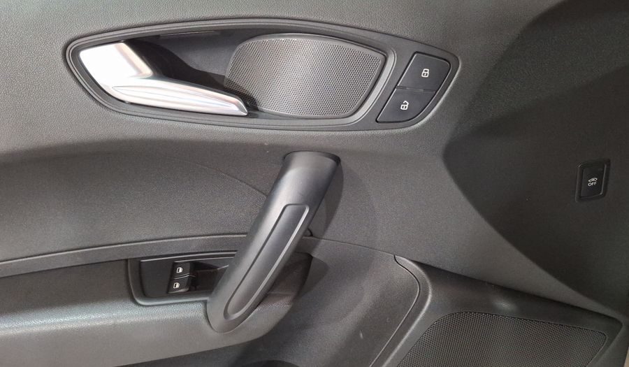 Audi A1 1.4 TFSI COOL S TRONIC Hatchback 2012