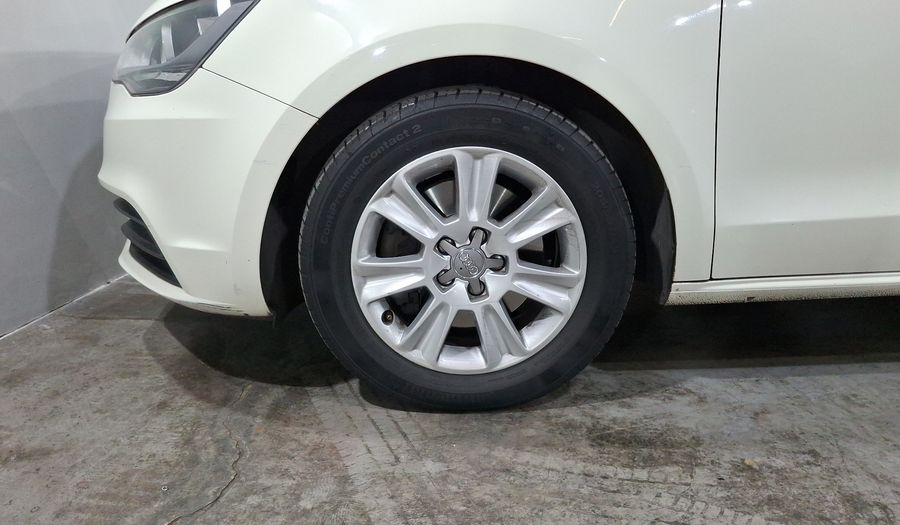 Audi A1 1.4 TFSI COOL S TRONIC Hatchback 2012