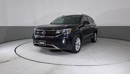 2021 • 69,053 km • Automático