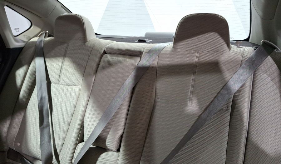 Nissan Sentra 1.8 ADVANCE CVT Sedan 2016