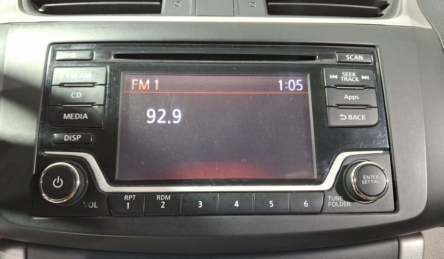 Nissan Sentra 1.8 ADVANCE CVT Sedan 2016