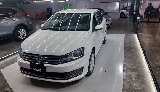 Volkswagen • Vento