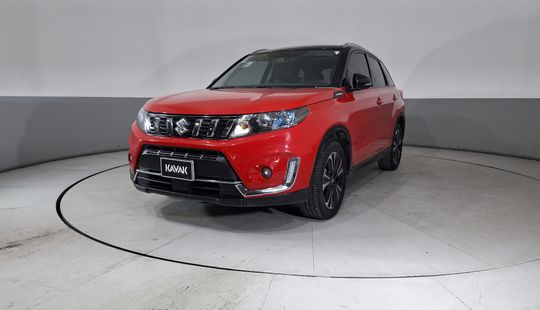 Suzuki • Vitara