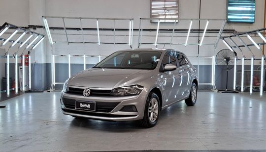 Volkswagen • Polo