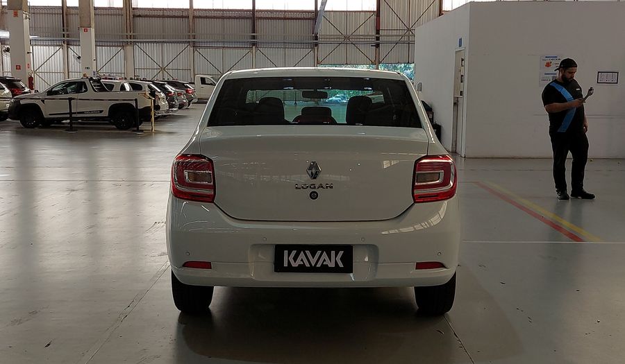 Renault Logan 1.6 ZEN Sedan 2022