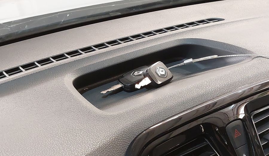 Renault Logan 1.6 ZEN Sedan 2022