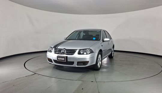 Volkswagen • Jetta Clasico
