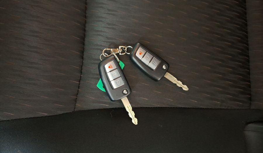 Nissan X-trail 2.5 CVT SENSE 5S Suv 2020