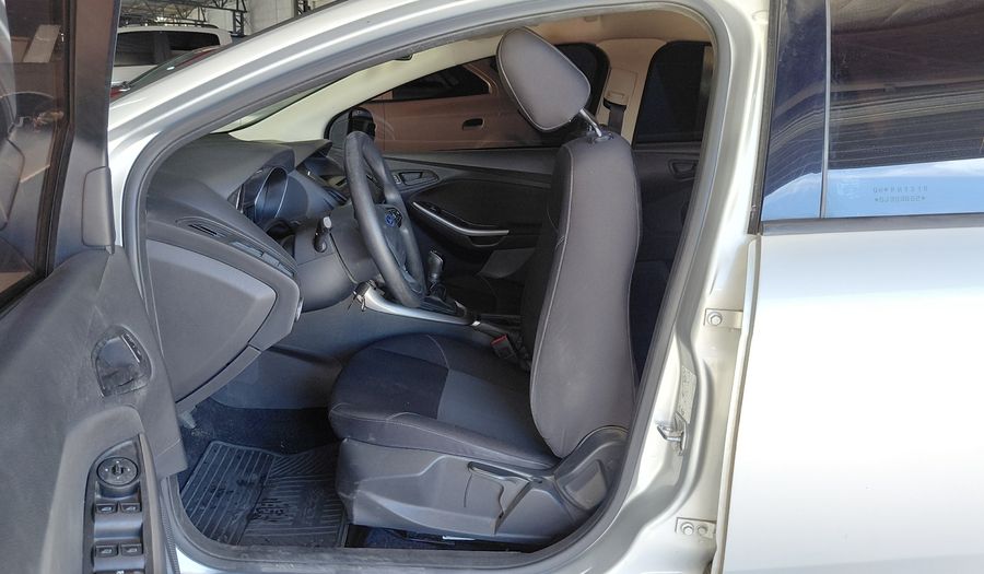 Ford Focus Iii 1.6 S Hatchback 2015