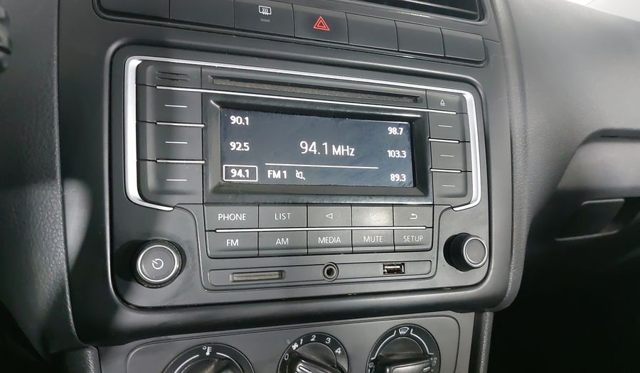 Volkswagen Polo 1.6 STARTLINE Hatchback 2020