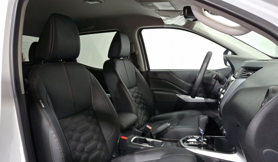 Nissan Frontier 2.5 PLATINUM LE DIESEL AUTO 4WD Pickup 2025