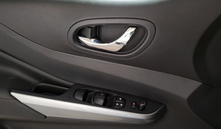 Nissan Frontier 2.5 PLATINUM LE DIESEL AUTO 4WD Pickup 2025